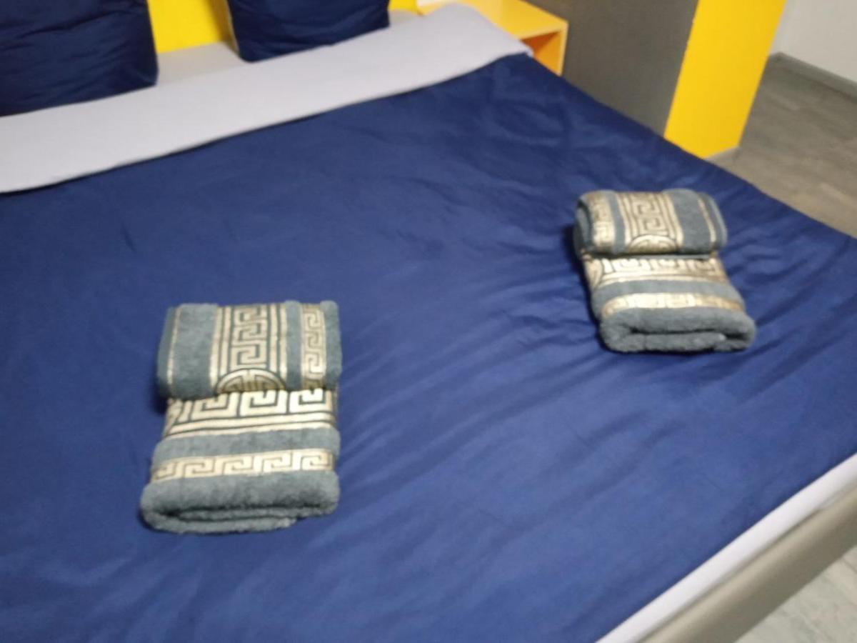 Нова квартира в центрі міста Ужгород Экстерьер фото