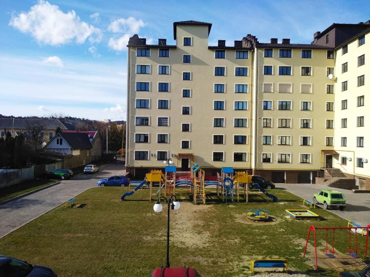 Нова квартира в центрі міста Ужгород Экстерьер фото